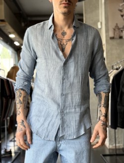 Gl camicia azzurra effetto stropicciato Gl camicia azzurra effetto stropicciato
